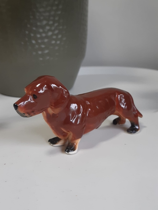 No Brand Other - Brown Dachshund Ceramic Figurine - Pets Dog Decor